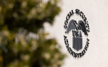 Seniors on Social Security Could Face $460 Monthly Cut to Benefits | Foxworth Insurance Agency